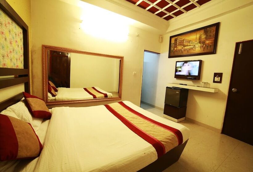 Отель Abu Grand