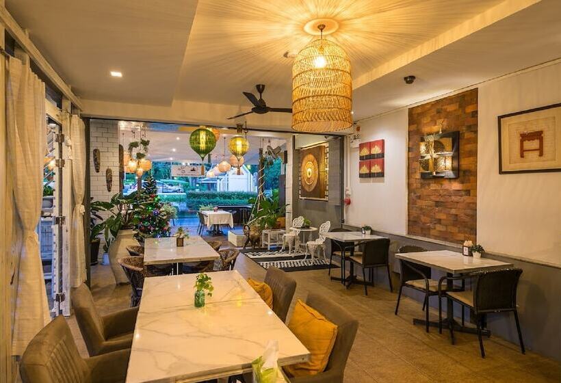 هتل Baan Bandalay