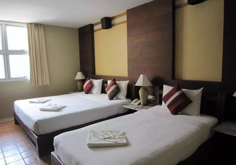 فندق Baan Bandalay