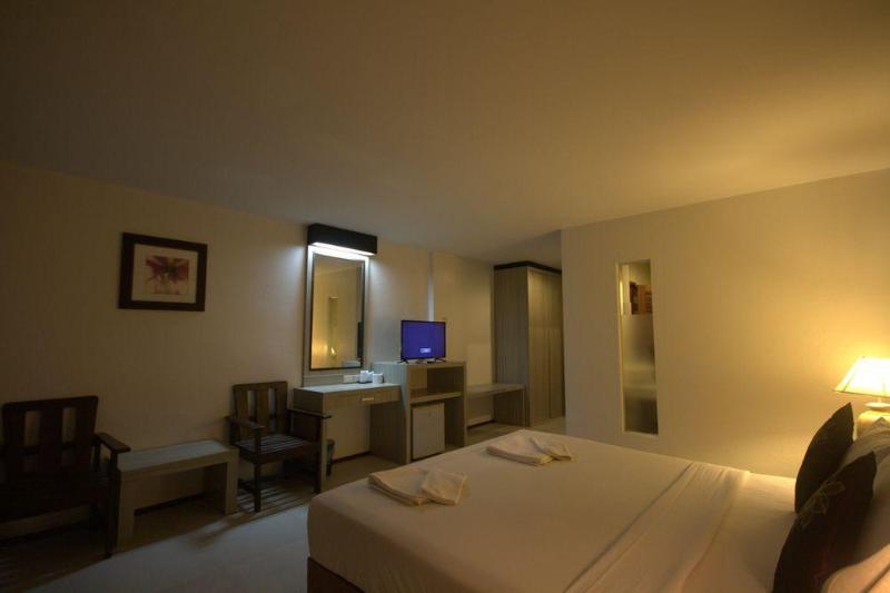 هتل Baan Bandalay