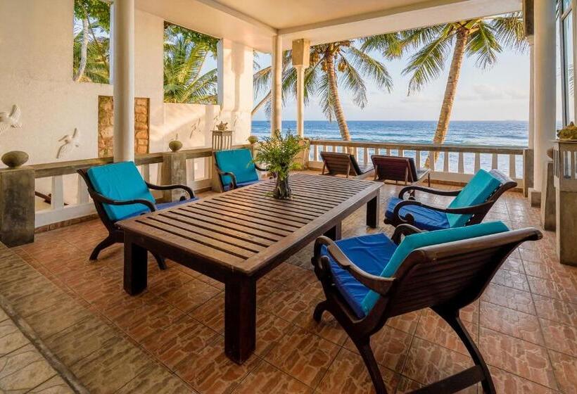 酒店 Blue Sky Beach Resort