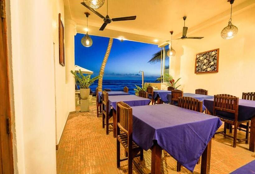 酒店 Blue Sky Beach Resort