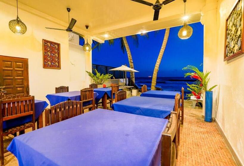 酒店 Blue Sky Beach Resort