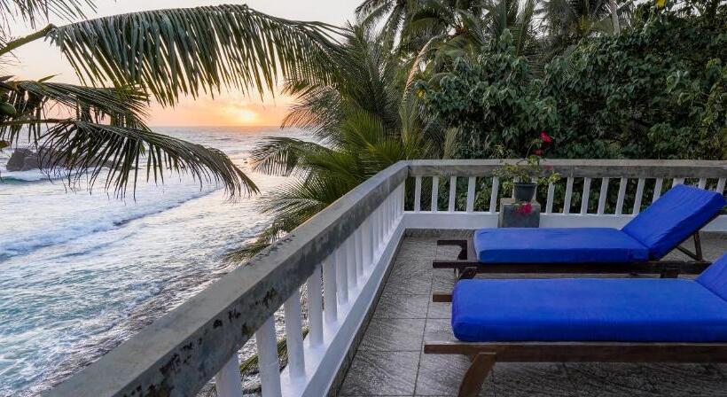 酒店 Blue Sky Beach Resort