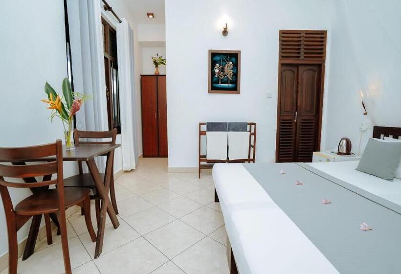 酒店 Blue Sky Beach Resort