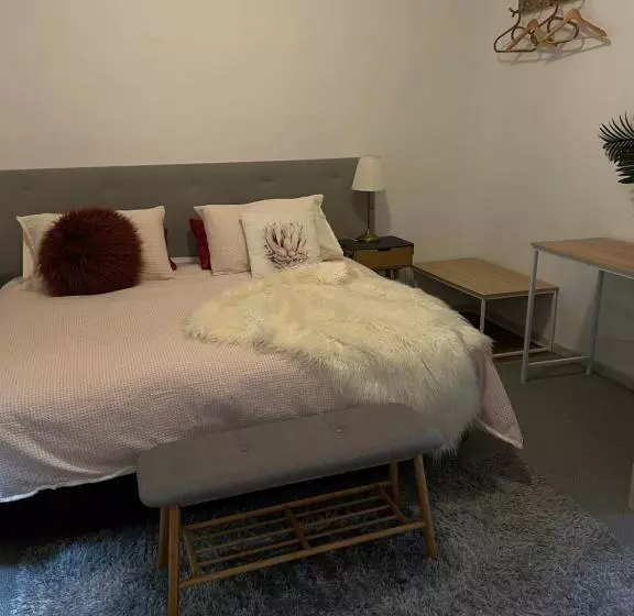 酒店 Butlers Guesthouse