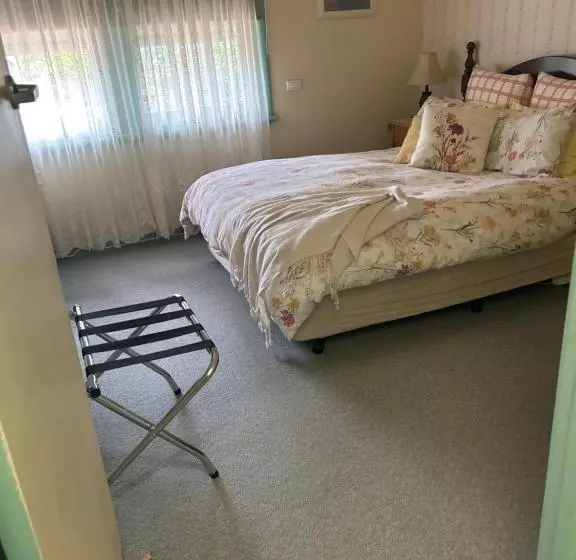 酒店 Butlers Guesthouse