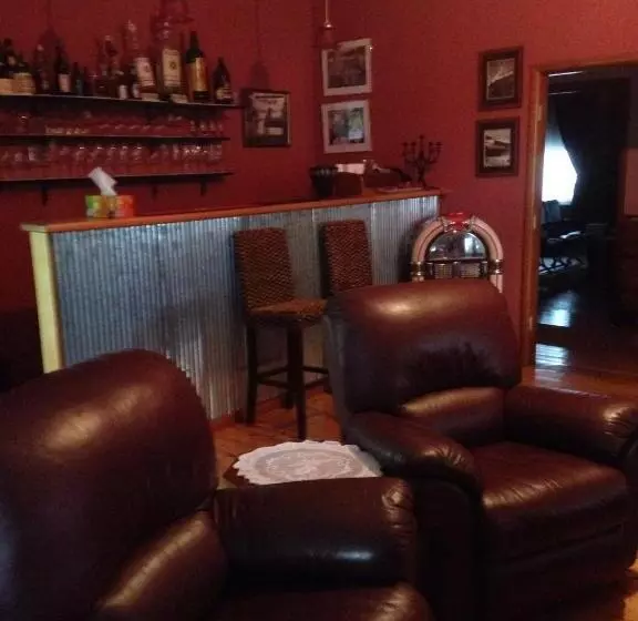 酒店 Butlers Guesthouse