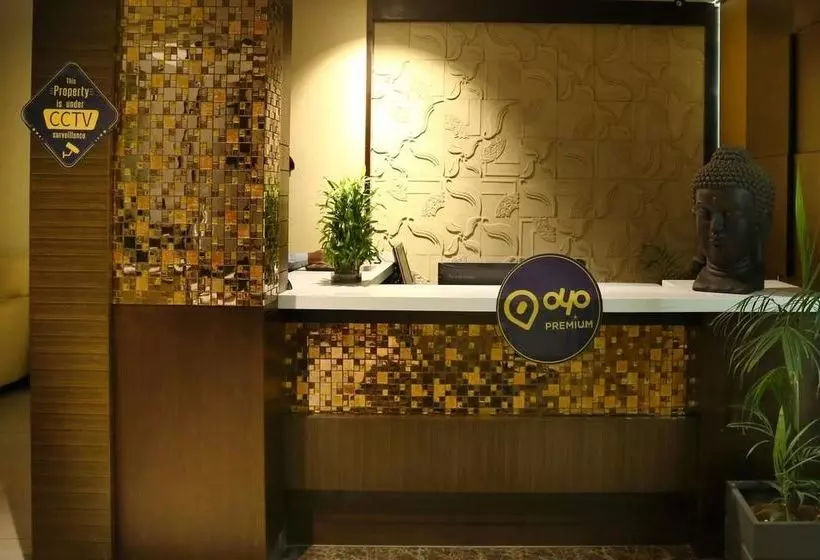 Hotelli Oyo Premium Ramavarappadu Ring Road