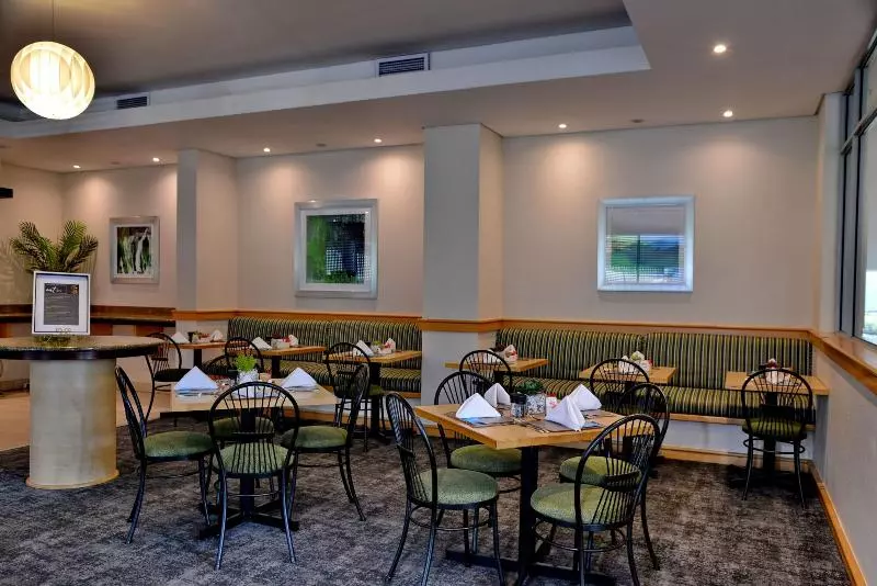 Отель Road Lodge Umhlanga Ridge