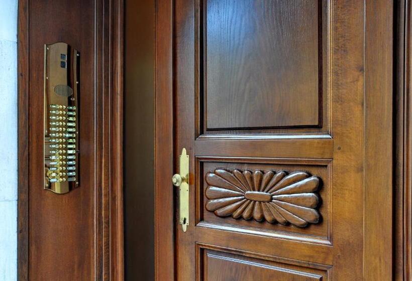 Loger Confort Residence & Apartments