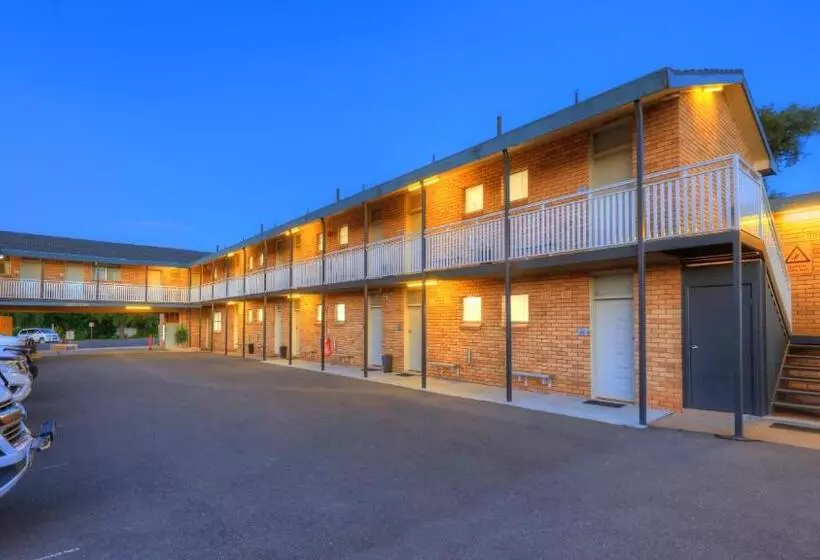 モーテル Gunnedah Motor Inn