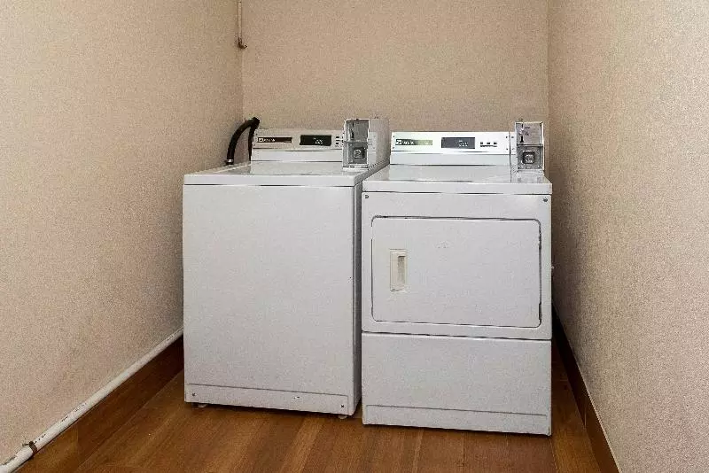 汽车旅馆 Red Roof Inn Plus+ Huntsville – Madison