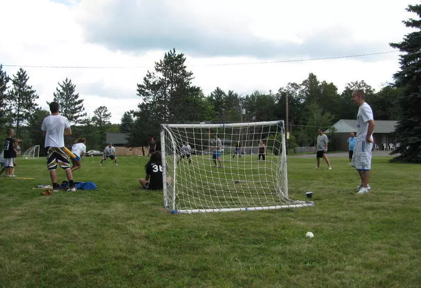 Мотель Sullivan Trail Inn & Suites