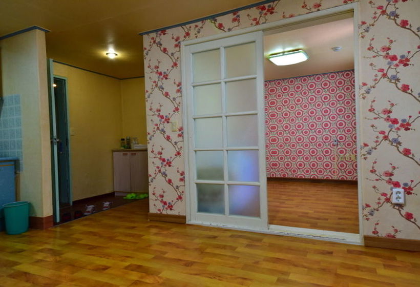 Pensione Back To Eden Resotel