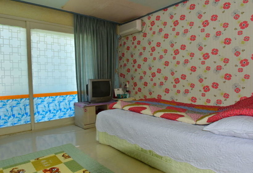 Pensione Back To Eden Resotel