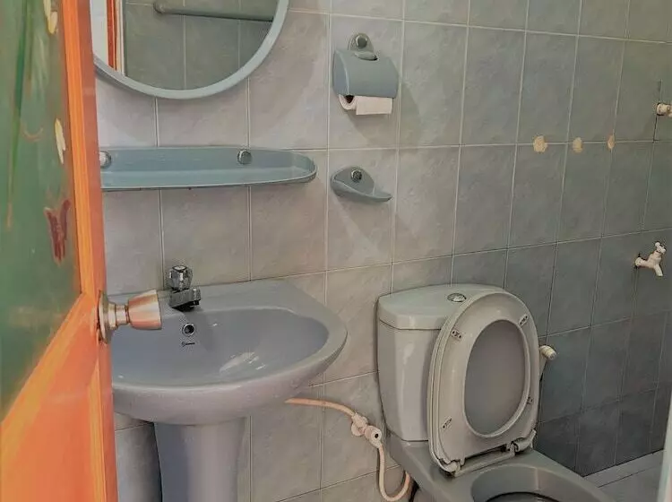 پانسیون La Villa Guest House