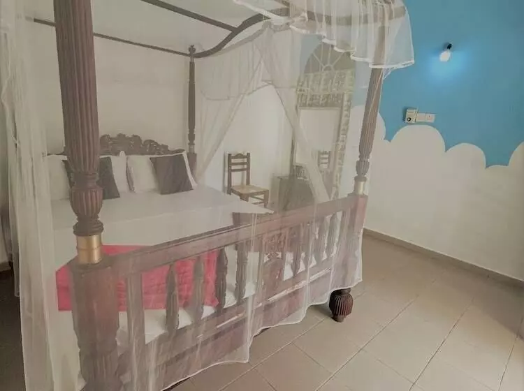 پانسیون La Villa Guest House