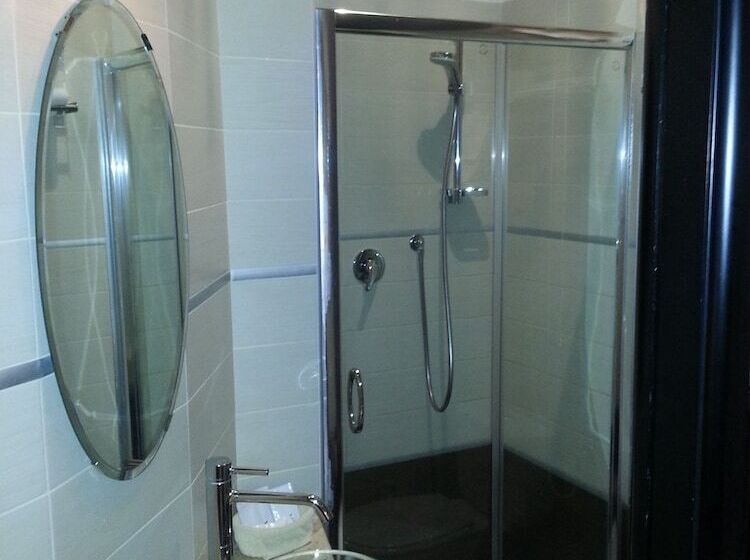 B&b Vescovo Pitirro E Residenza Crocetta