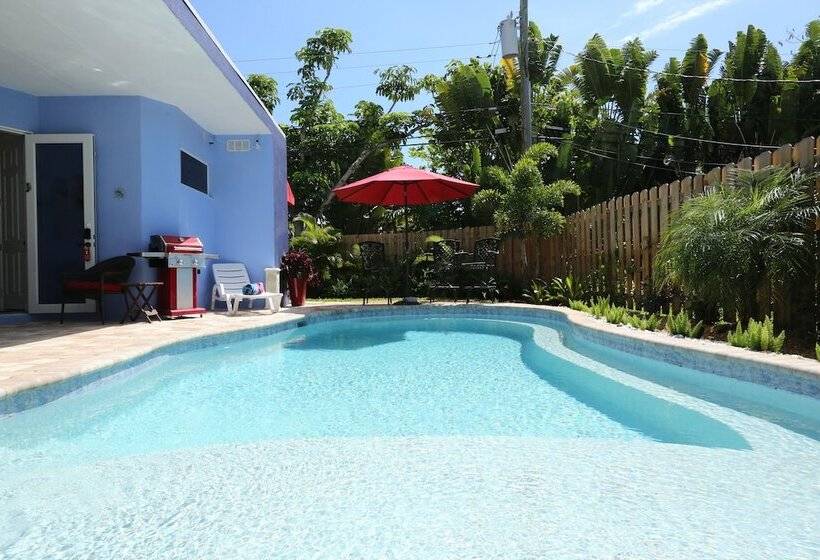 مبيت وإفطار Fantasy Island Inn – Caters To Men