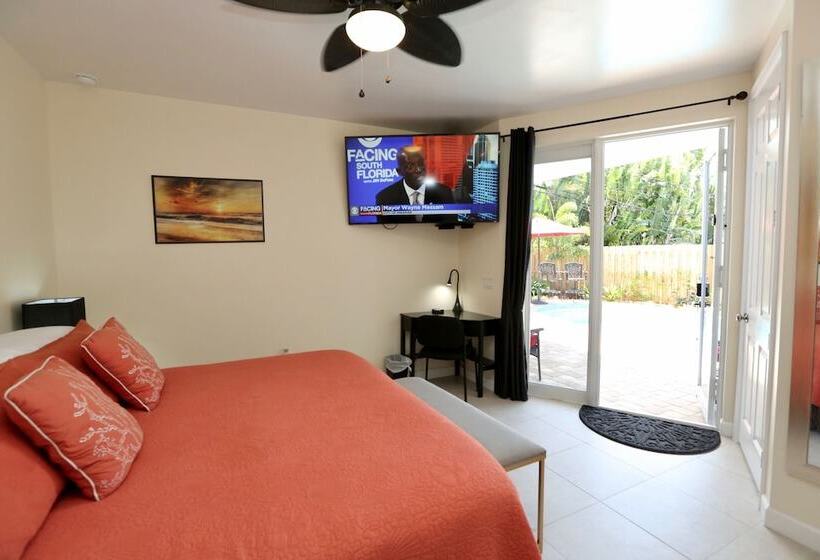 مبيت وإفطار Fantasy Island Inn – Caters To Men