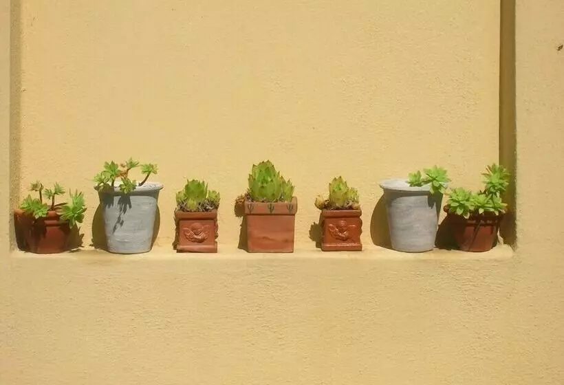 Aamiaismajoitus (B&B) Villa Mustafà