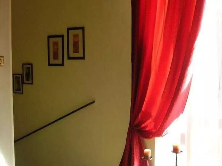 Aamiaismajoitus (B&B) Villa Mustafà