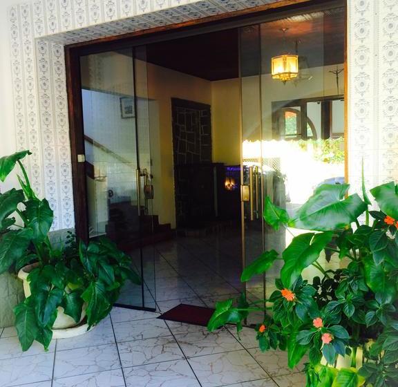 Confiance Hotel E Lazer