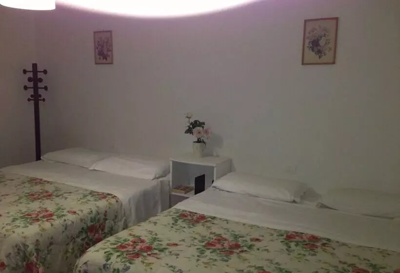 Hostel Veronique