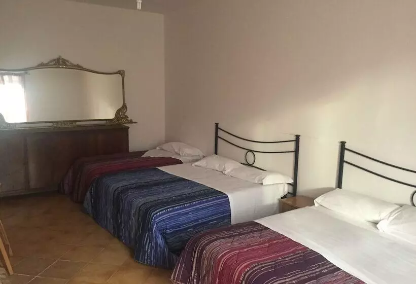 Hostel Veronique