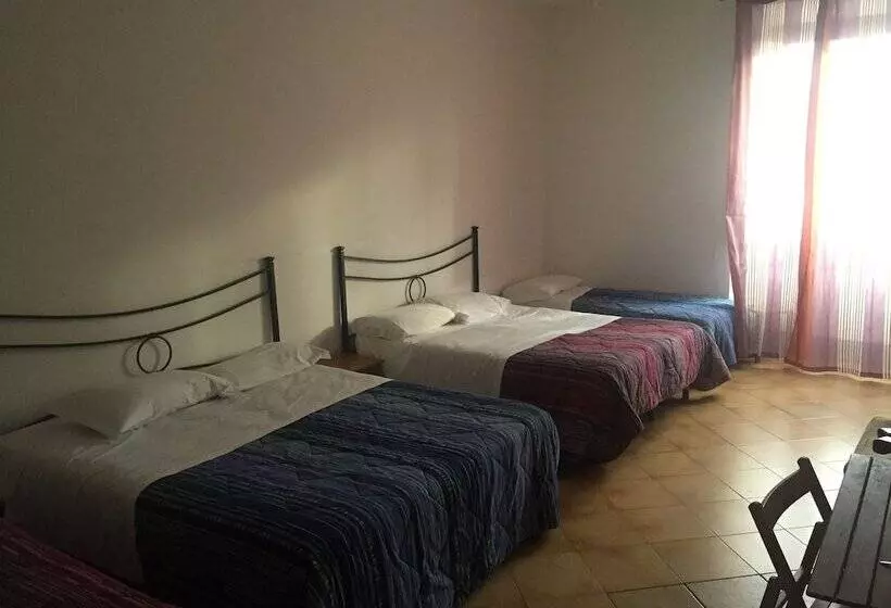 Hostel Veronique