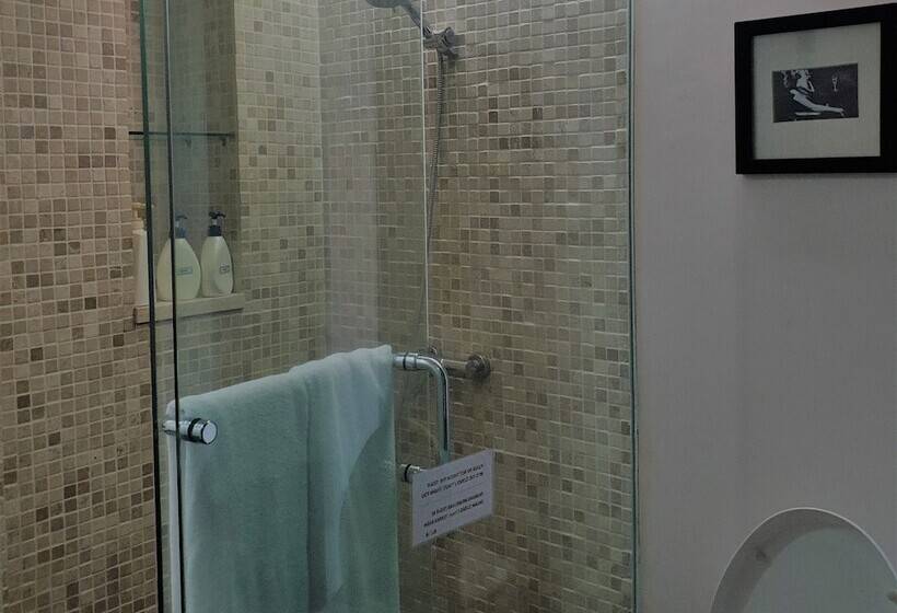 בית מלון כפרי Allia Residence