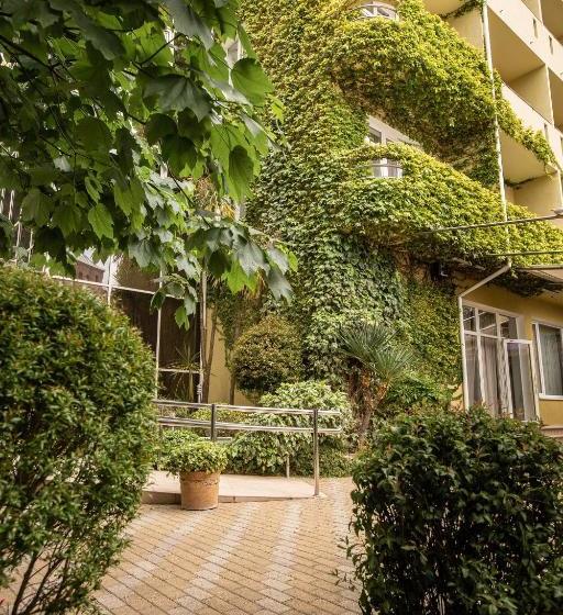 فندق Almira Orion Group