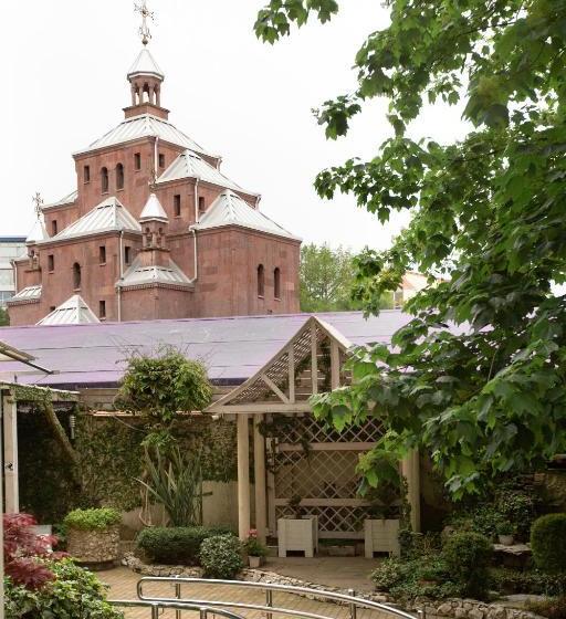 فندق Almira Orion Group