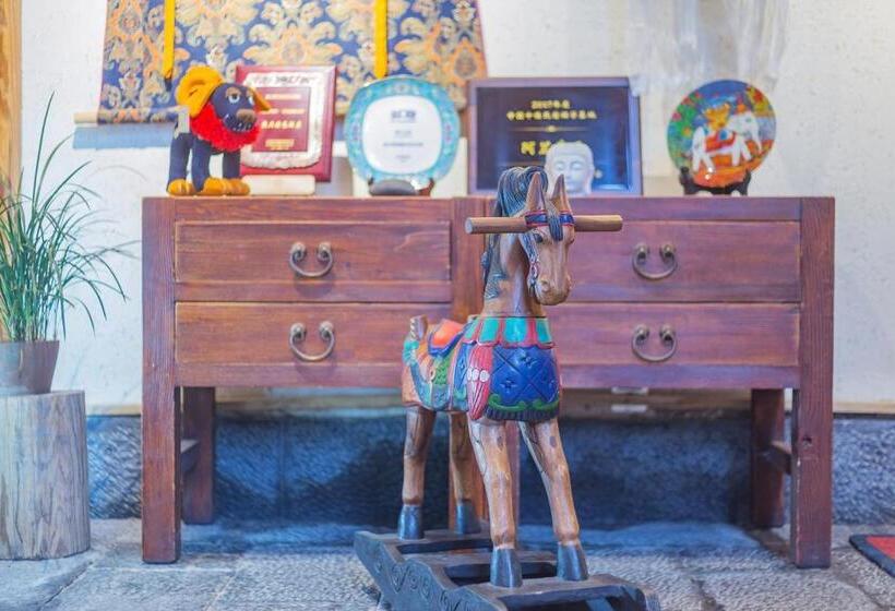 Hotel Arro Khampa By Zinc Journey Lijiang
