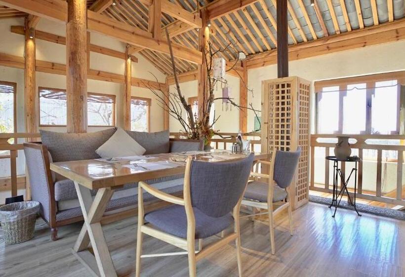 Hotel Arro Khampa By Zinc Journey Lijiang