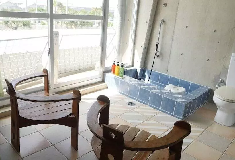ホテル Buzz Resort
