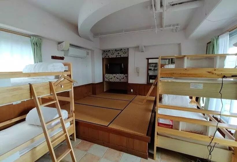 ホテル Buzz Resort