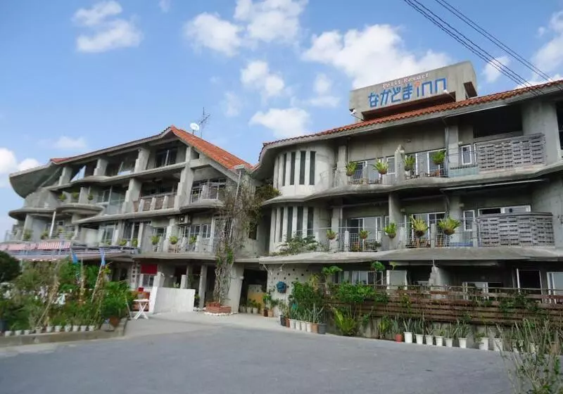ホテル Buzz Resort