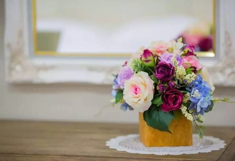 هتل De Ville Nakhon