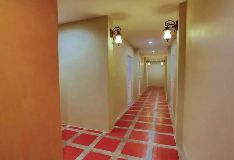 هتل De Ville Nakhon