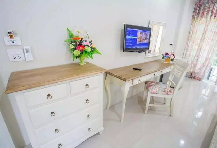 هتل De Ville Nakhon