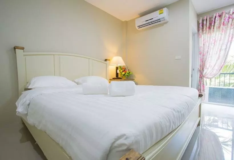 هتل De Ville Nakhon