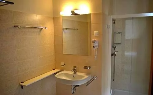 هتل And Guest House Triglav Dobrna