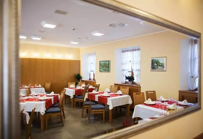 هتل And Guest House Triglav Dobrna