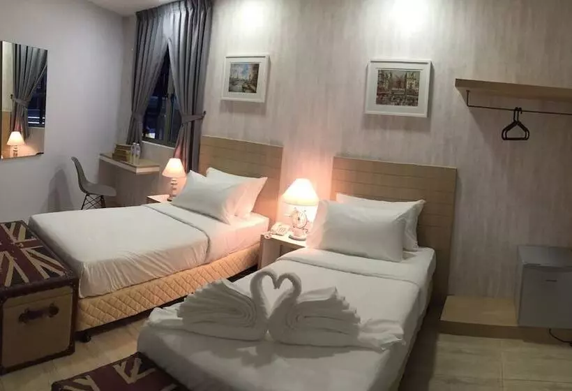 Lighthouse Hotel & Shortstay