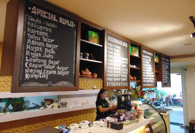 Maxonehotels.com At Kramat