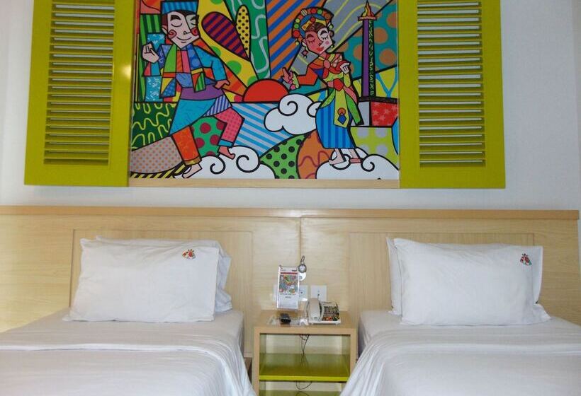 Maxonehotels.com At Kramat