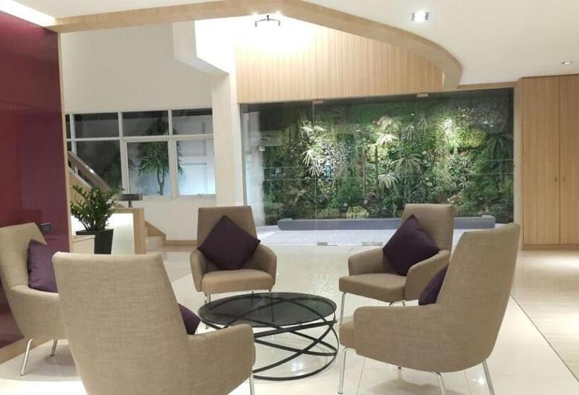 בית מלון כפרי Pacific Park