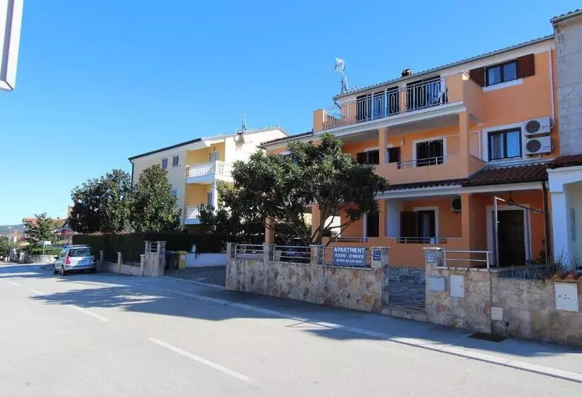 Отель Rooms And Apartment Matosevic